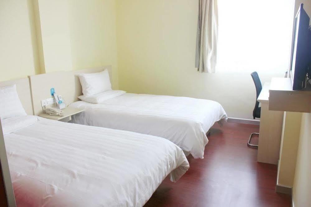 Hanting Hotel Yibin Zhongshan Street Экстерьер фото